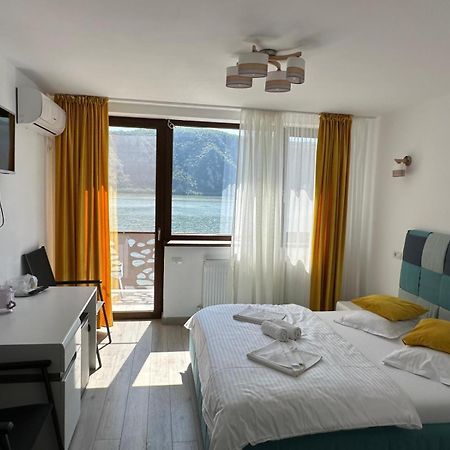 Bliss Dubova Bed and Breakfast Buitenkant foto