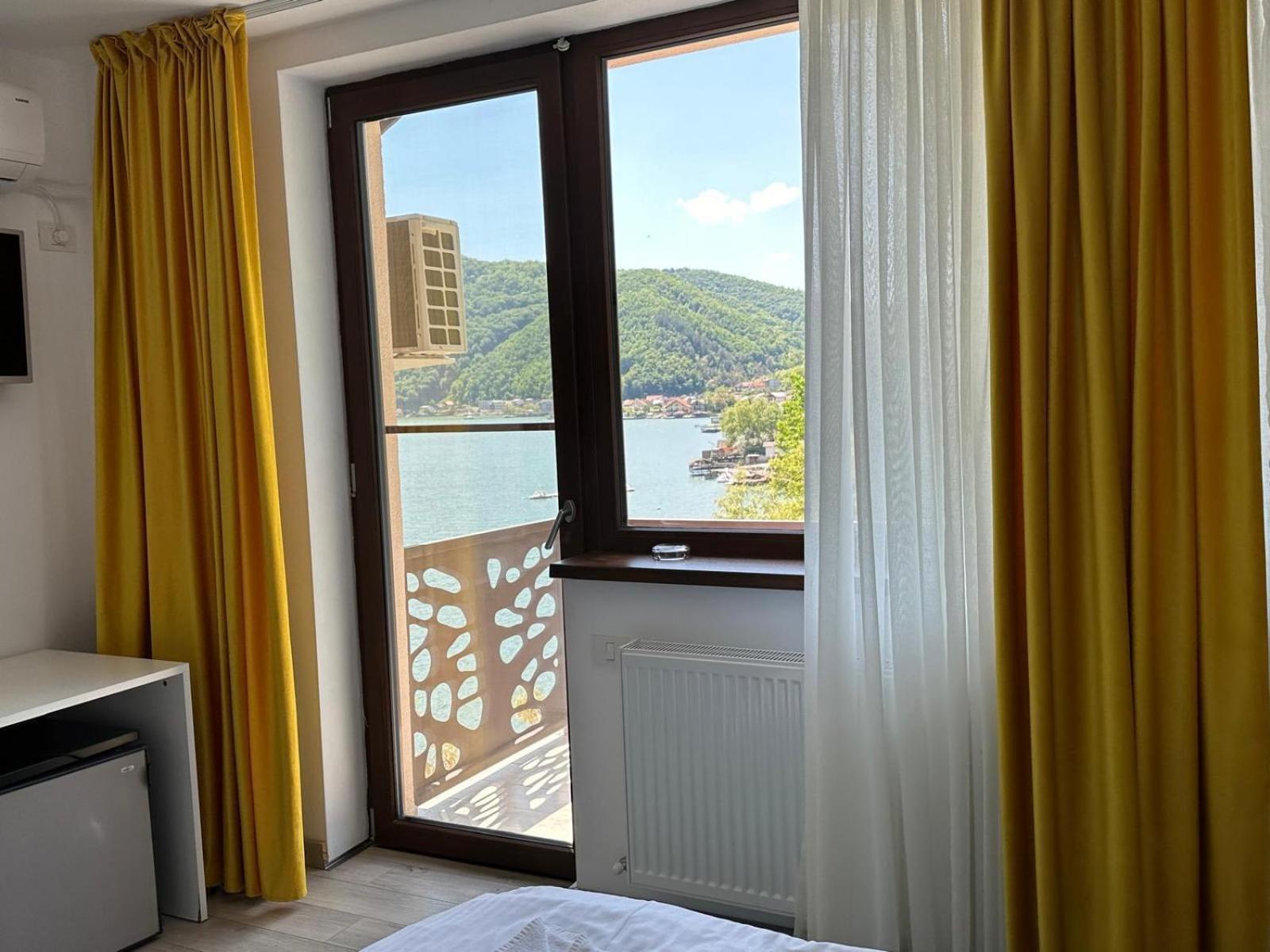 Bliss Dubova Bed and Breakfast Buitenkant foto