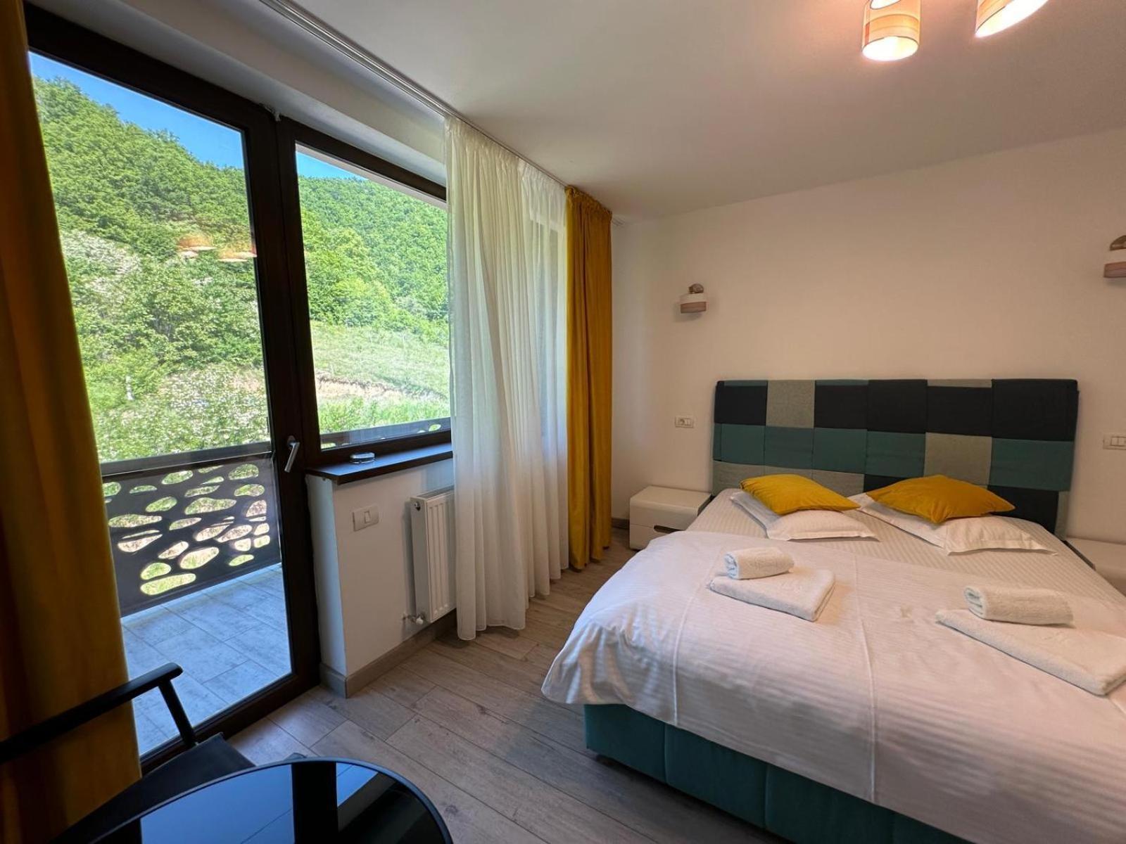 Bliss Dubova Bed and Breakfast Buitenkant foto